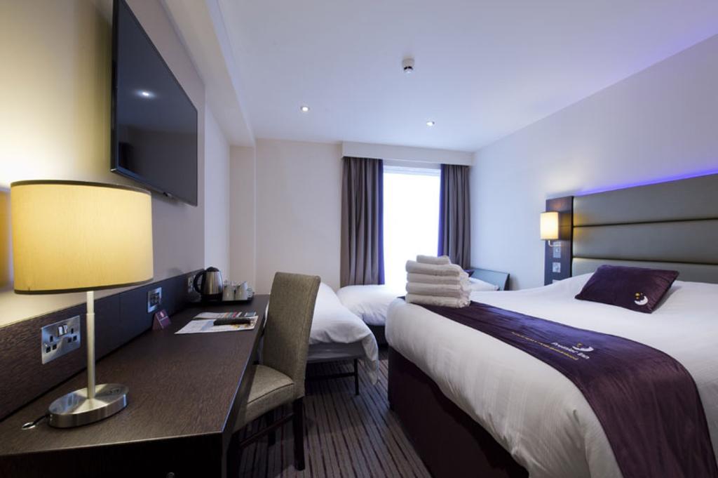 Premier Hotel